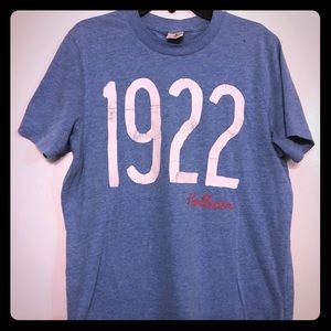 Hollister Short Sleeve T-Shirt L